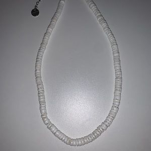 WHITE SHELL NECKLACE